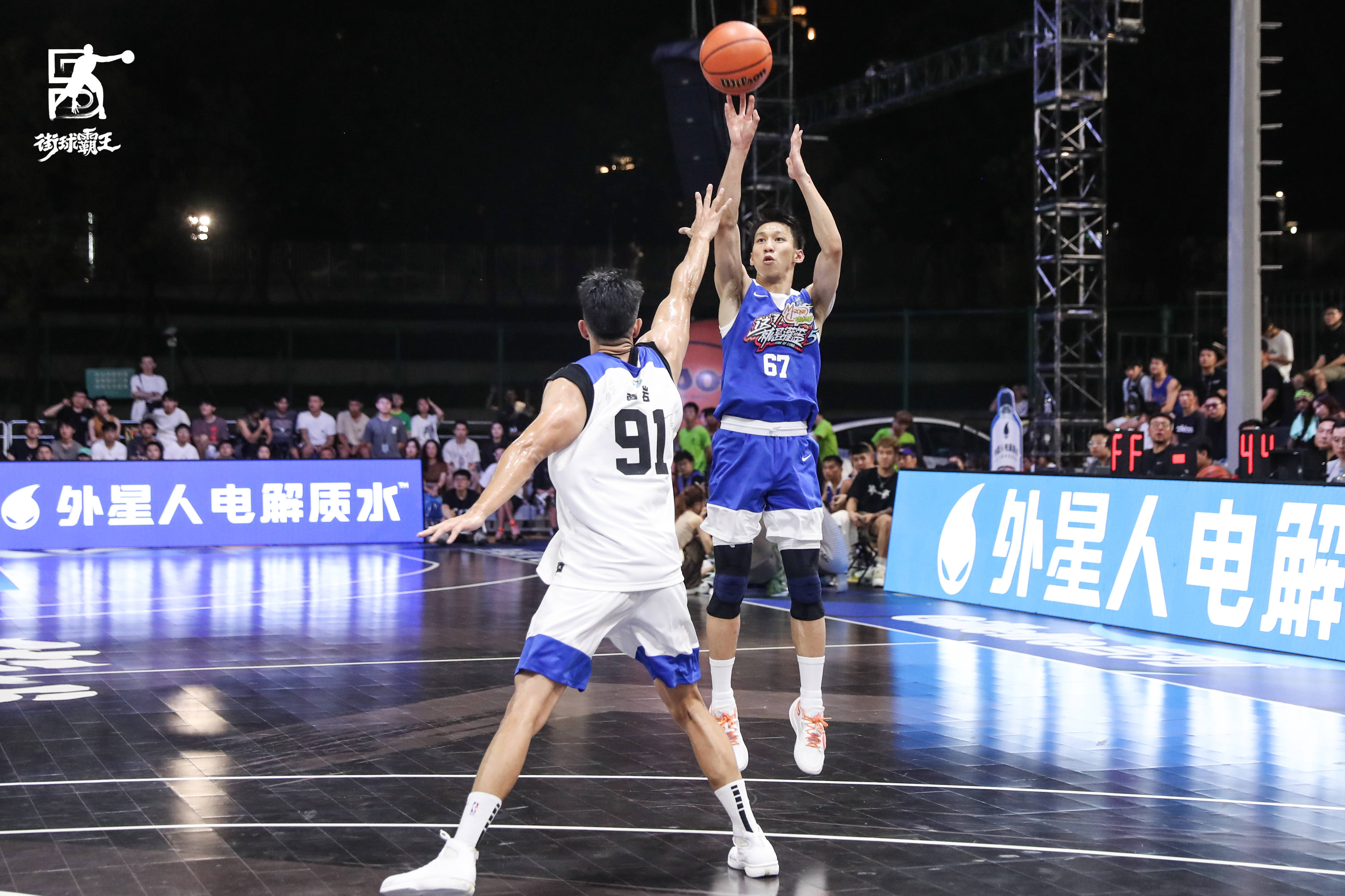 篮球名宿接受采访透露职业生涯心路历程的简单介绍